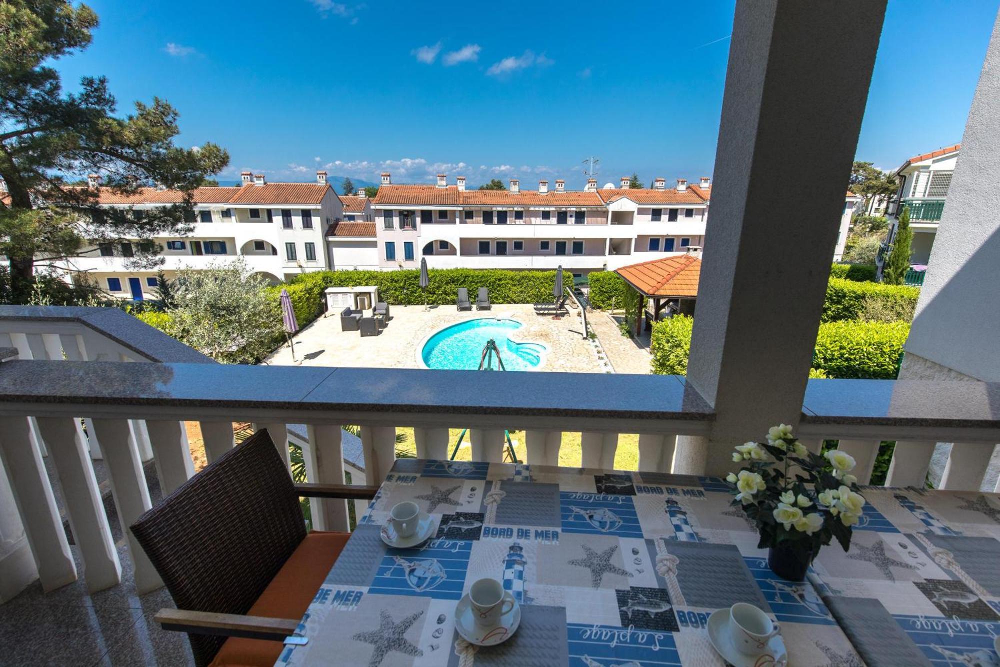 Holiday Home Ore Malinska Bagian luar foto